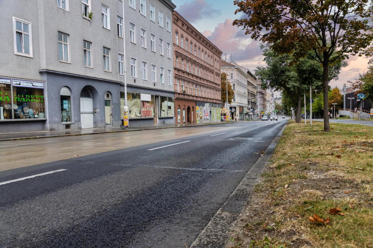 Cozy Apartment, 2 Private Terraces, 8 Min To City Center Вена Экстерьер фото
